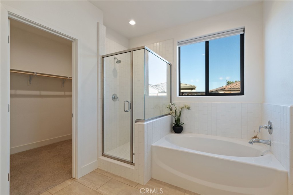 1022 Moonrise, Madera, CA 93636