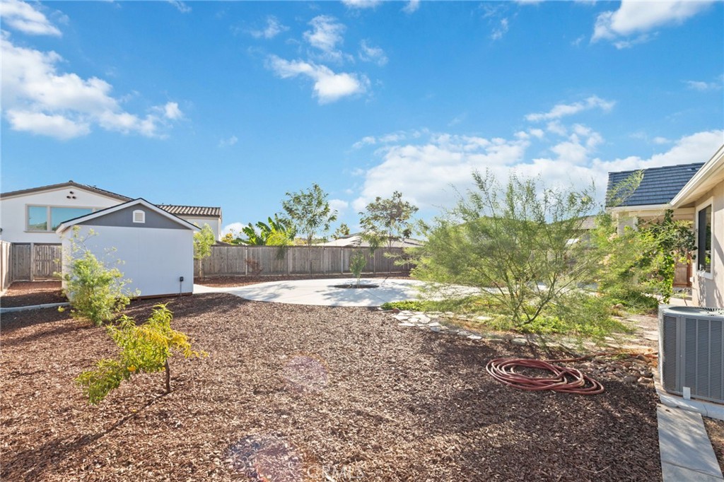 1022 Moonrise, Madera, CA 93636