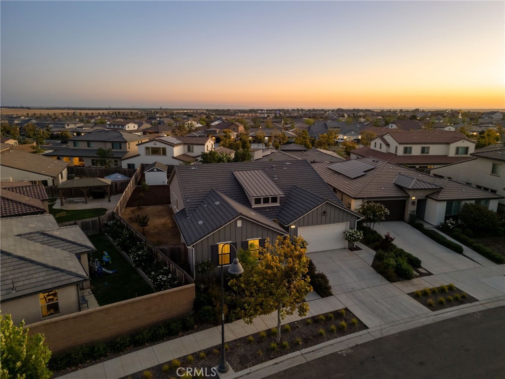 1022 Moonrise, Madera, CA 93636
