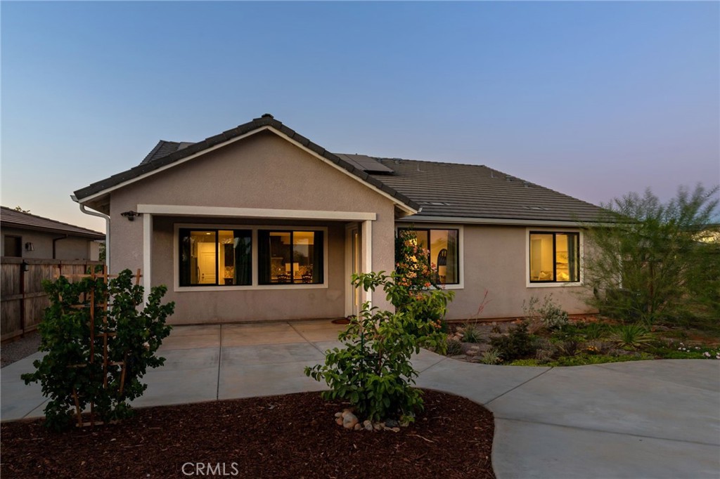 1022 Moonrise, Madera, CA 93636
