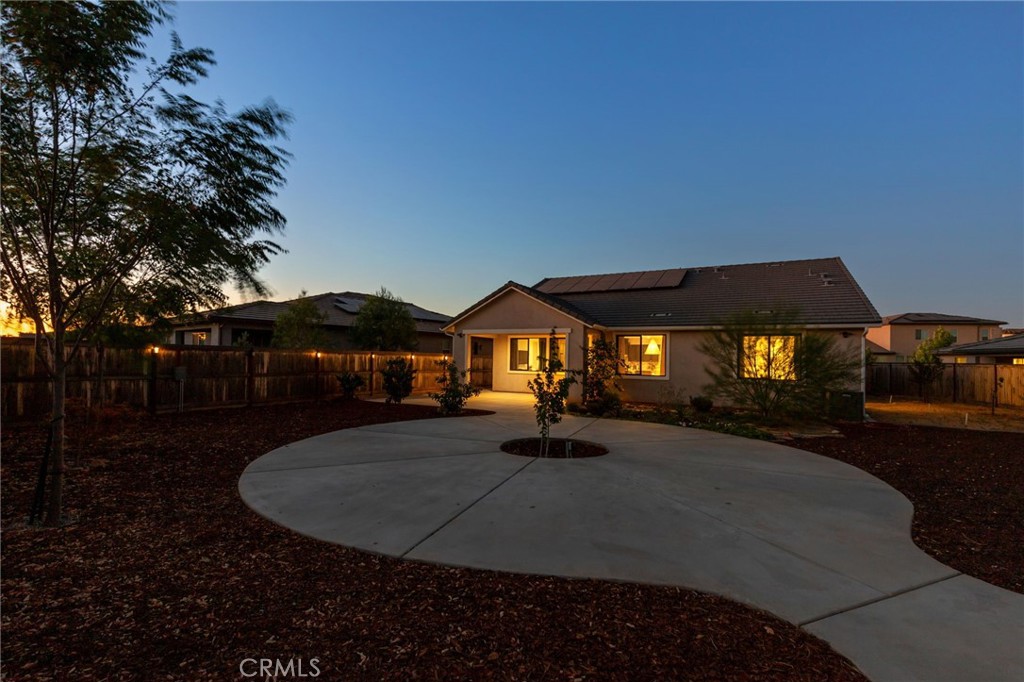 1022 Moonrise, Madera, CA 93636