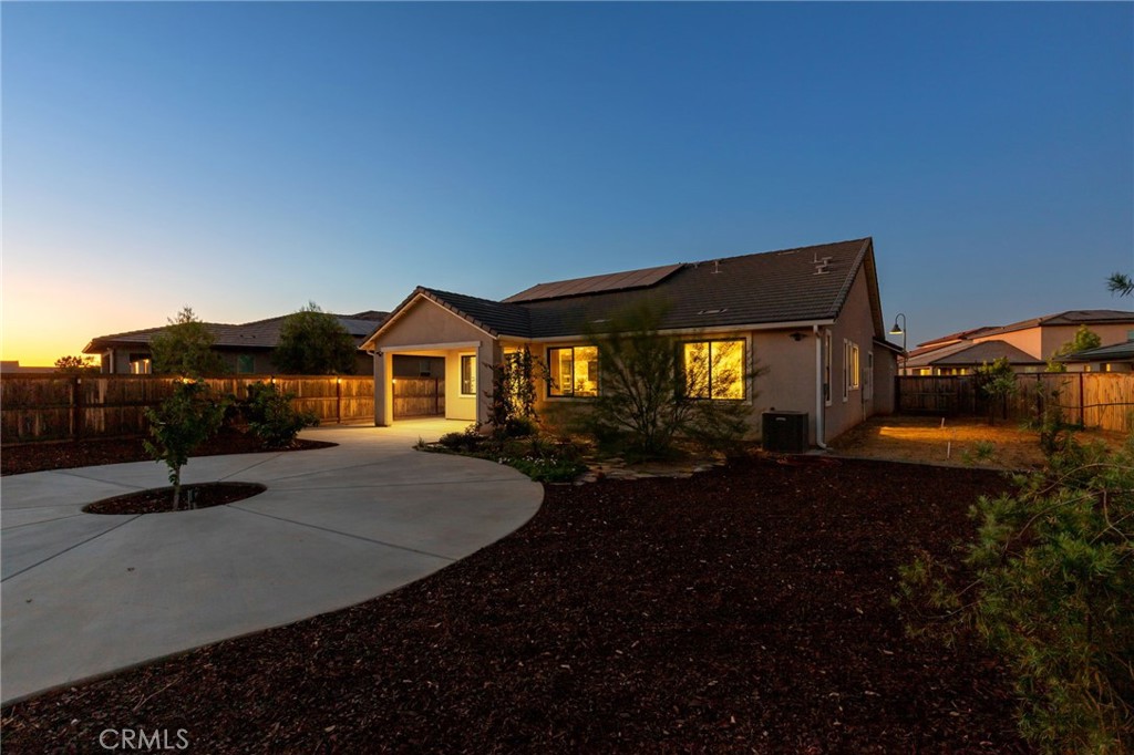 1022 Moonrise, Madera, CA 93636