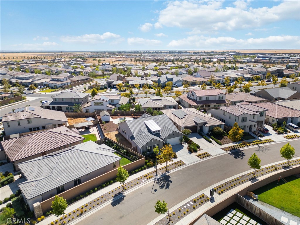 1022 Moonrise, Madera, CA 93636