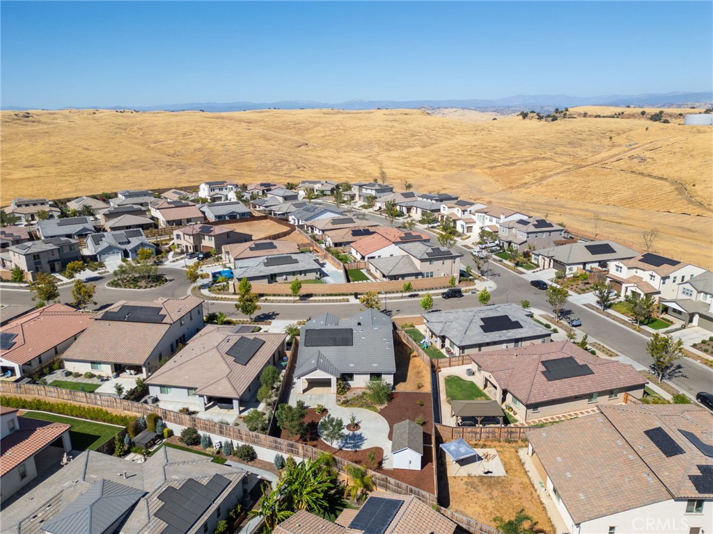 1022 Moonrise, Madera, CA 93636