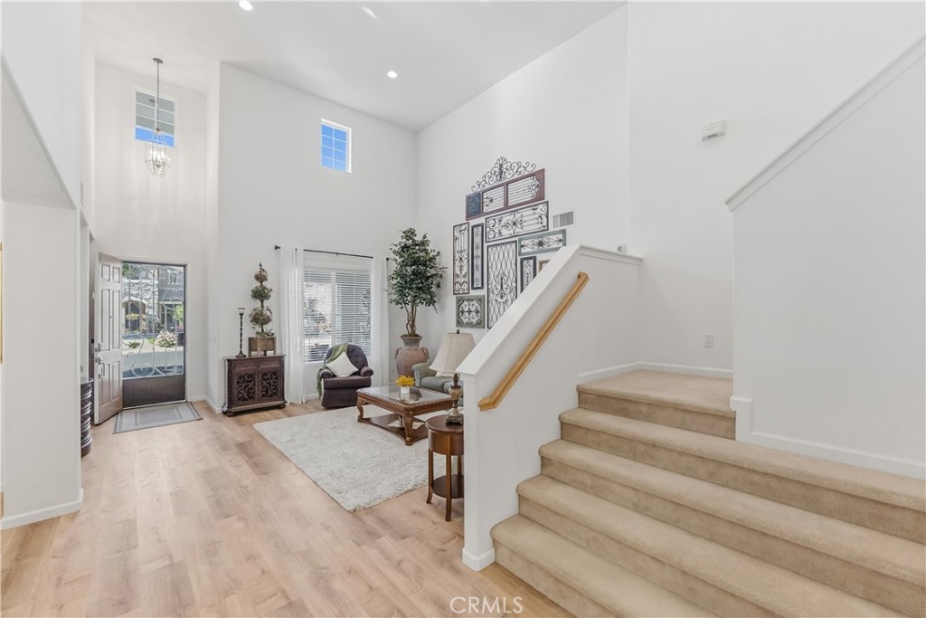 3046 Indianapolis, Clovis, CA 93619