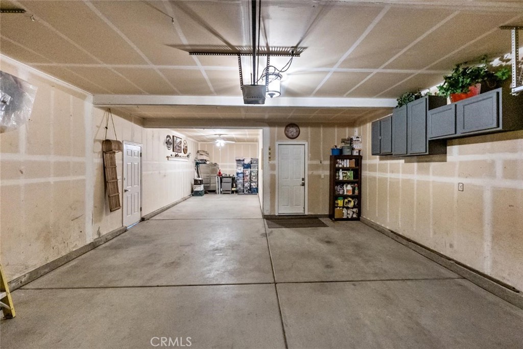 3046 Indianapolis, Clovis, CA 93619