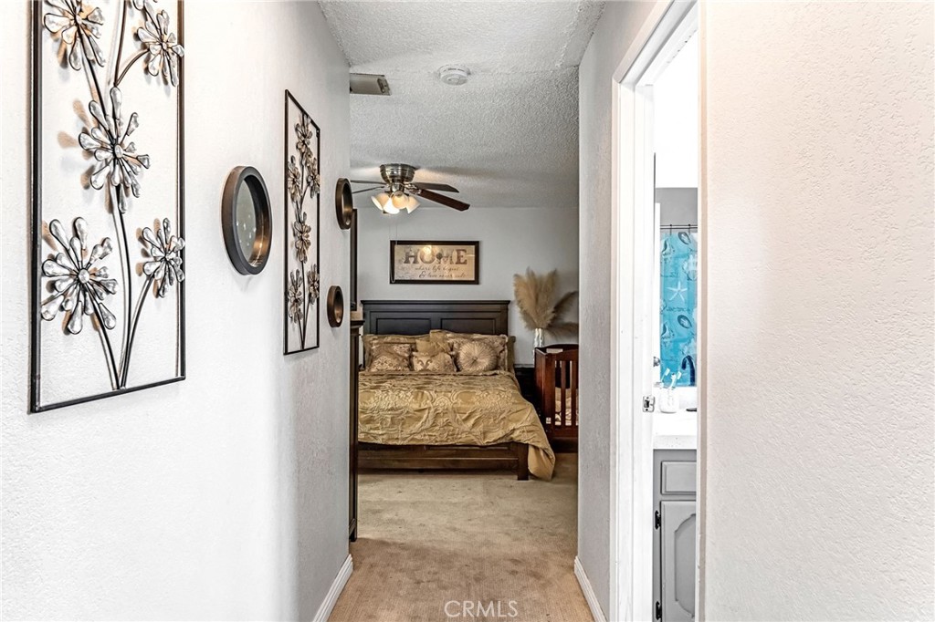 4883 E Geary St, Fresno, CA 93725