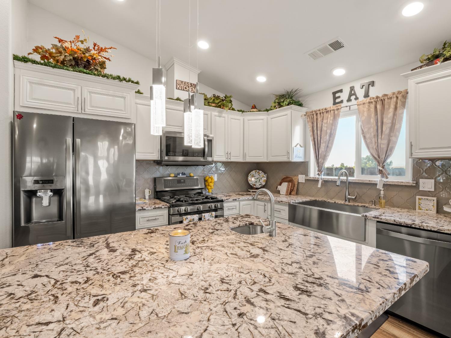 17324 17328 Bonita Rd, Madera, CA 93636