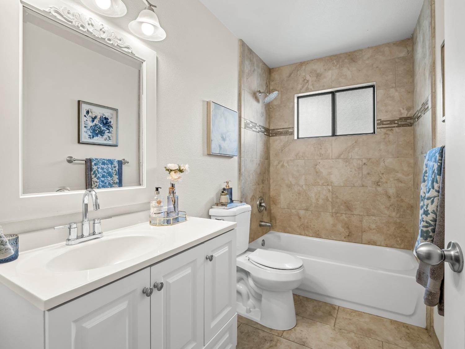 17324 17328 Bonita Rd, Madera, CA 93636