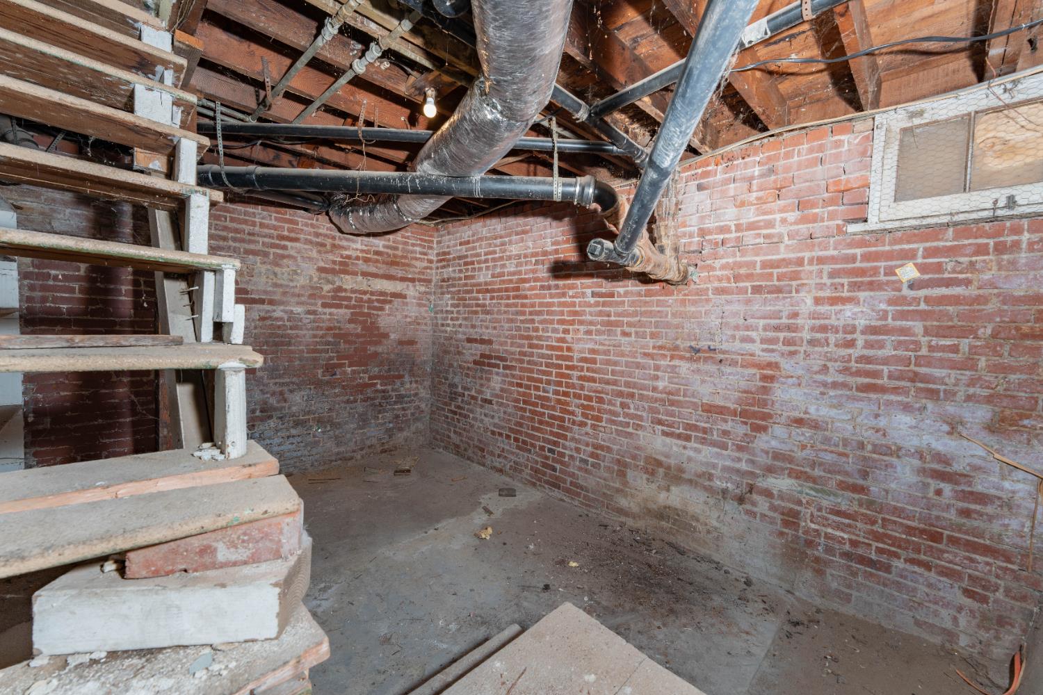 4354 E Kings Canyon Rd, Fresno, CA 93702