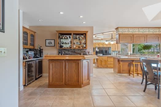 6518 N Dolores Ave, Fresno, CA 93711