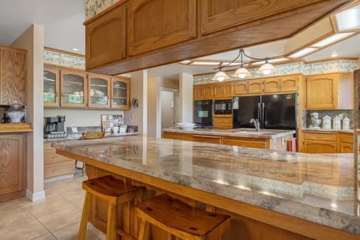 6518 N Dolores Ave, Fresno, CA 93711