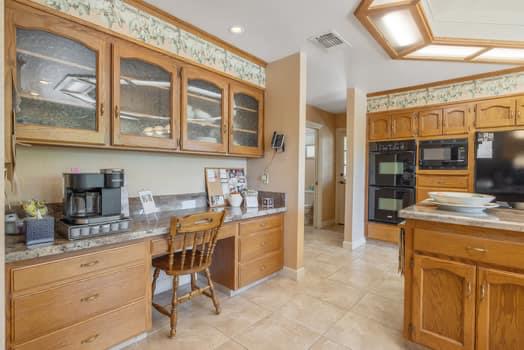 6518 N Dolores Ave, Fresno, CA 93711