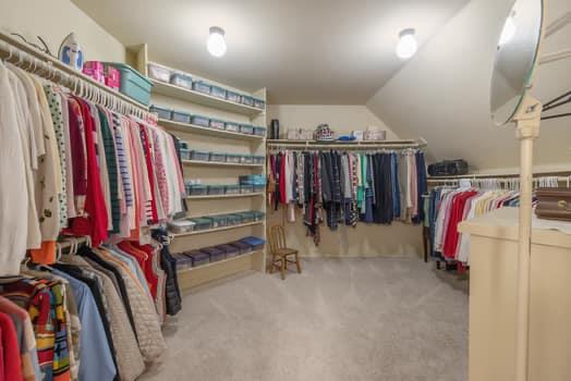 6518 N Dolores Ave, Fresno, CA 93711