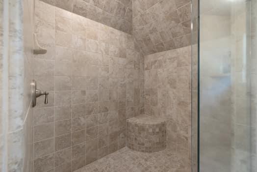 6518 N Dolores Ave, Fresno, CA 93711