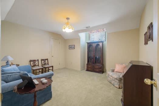 6518 N Dolores Ave, Fresno, CA 93711