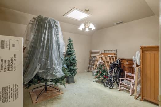 6518 N Dolores Ave, Fresno, CA 93711