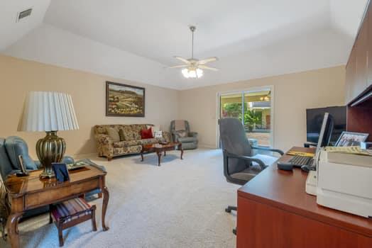 6518 N Dolores Ave, Fresno, CA 93711