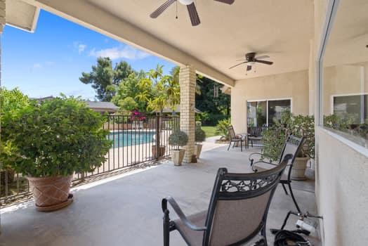 6518 N Dolores Ave, Fresno, CA 93711