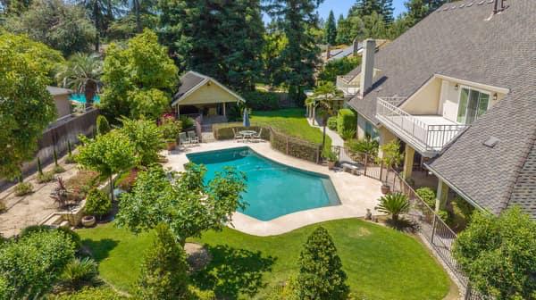 6518 N Dolores Ave, Fresno, CA 93711