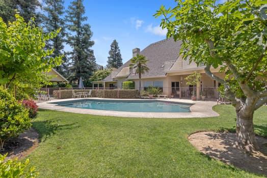 6518 N Dolores Ave, Fresno, CA 93711