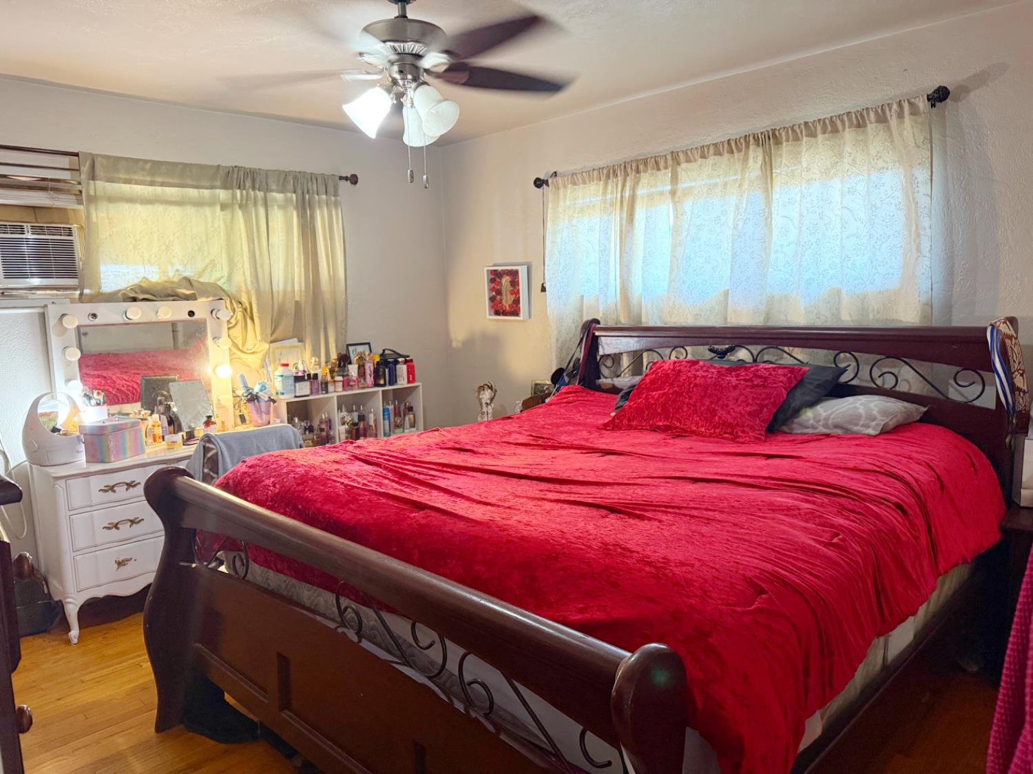 1523 W Cornell Ave, Fresno, CA 93705