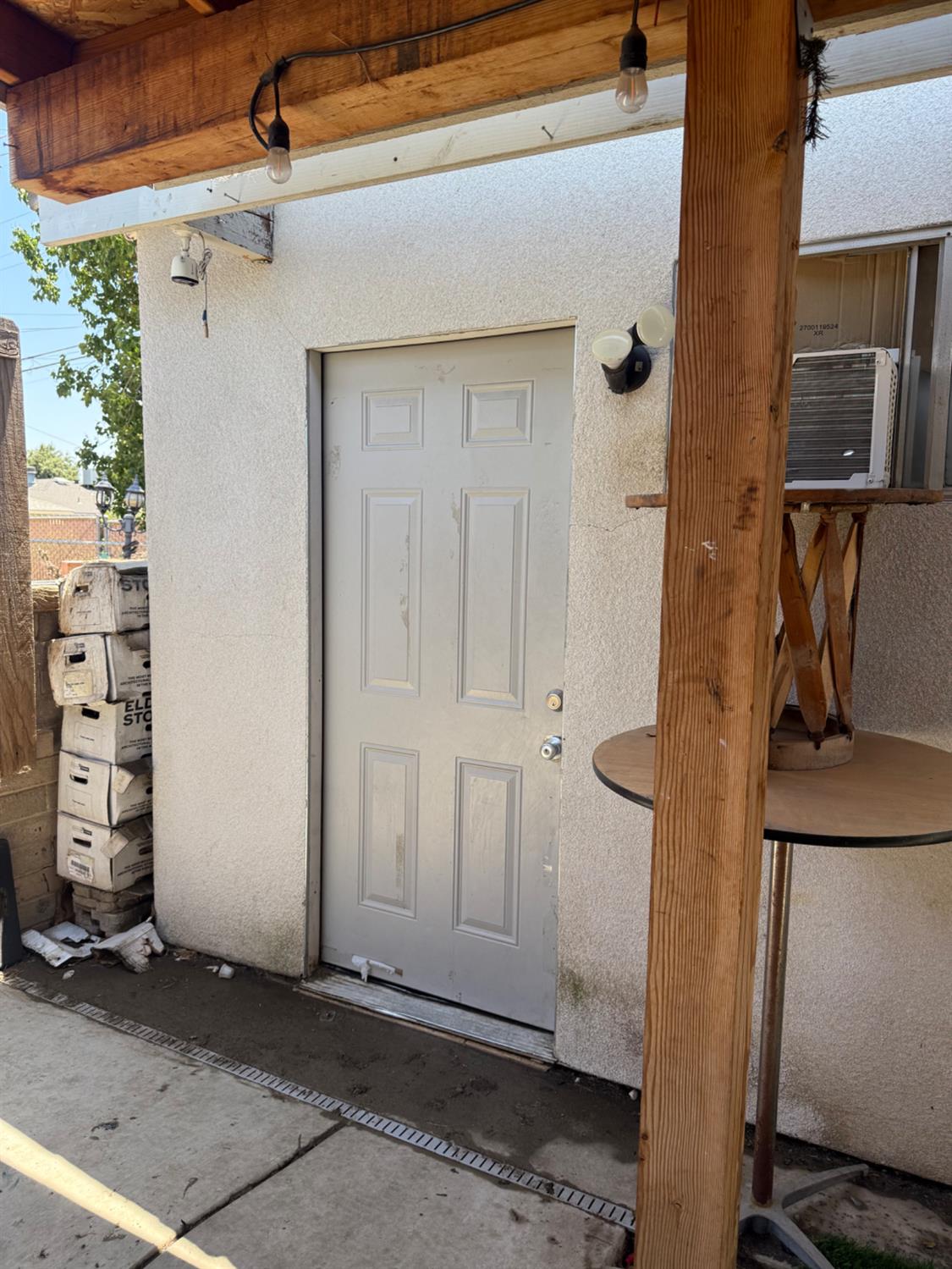 1523 W Cornell Ave, Fresno, CA 93705