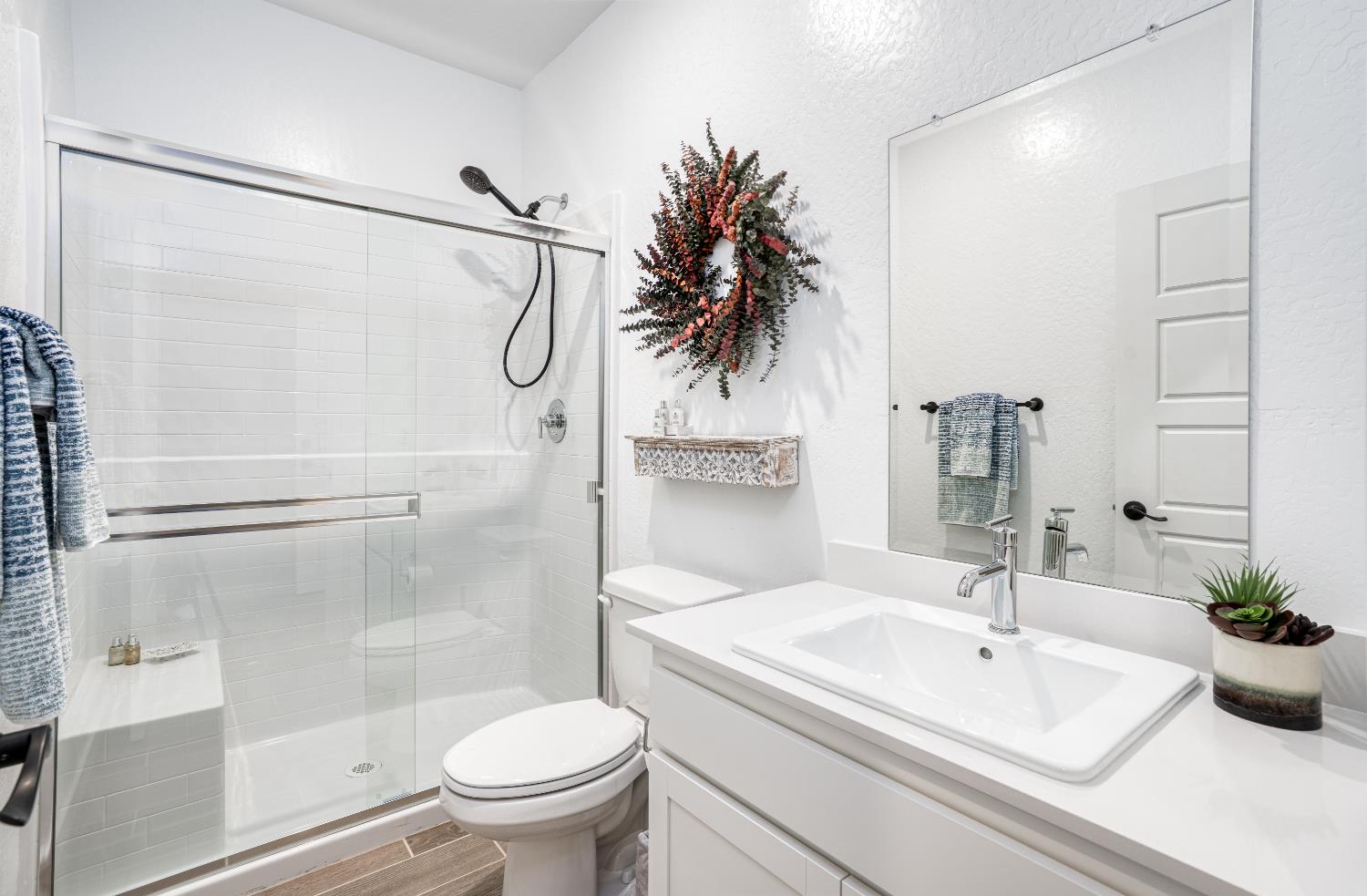 1093 Traverse Dr, Madera, CA 93636