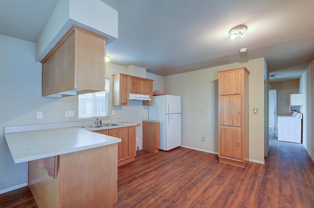 1218 E Cleveland Ave #23, Madera, CA 93638