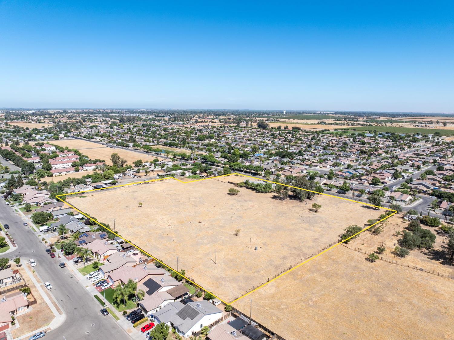 27594 Avenue 16, Madera, CA 93638