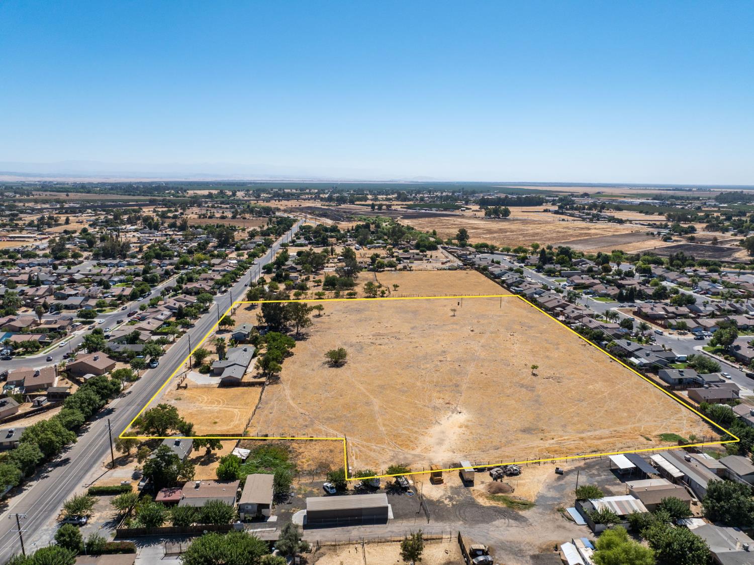 27594 Avenue 16, Madera, CA 93638