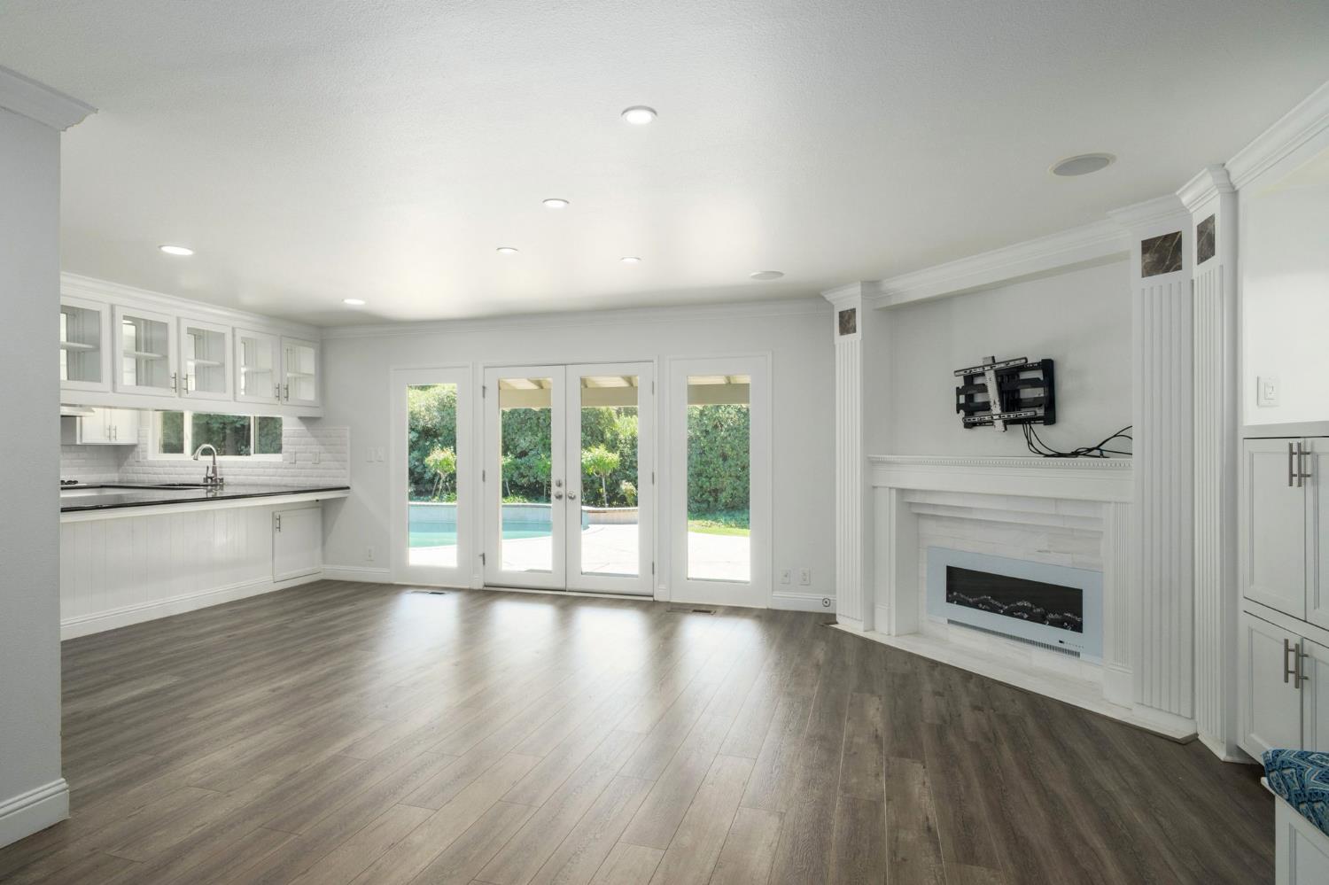 336 E Gettysburg Ave, Fresno, CA 93704