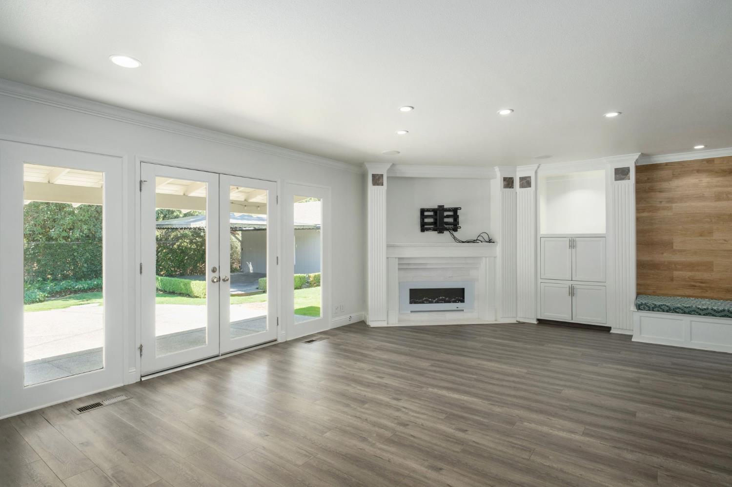 336 E Gettysburg Ave, Fresno, CA 93704