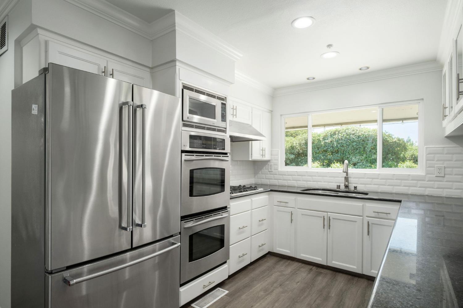 336 E Gettysburg Ave, Fresno, CA 93704