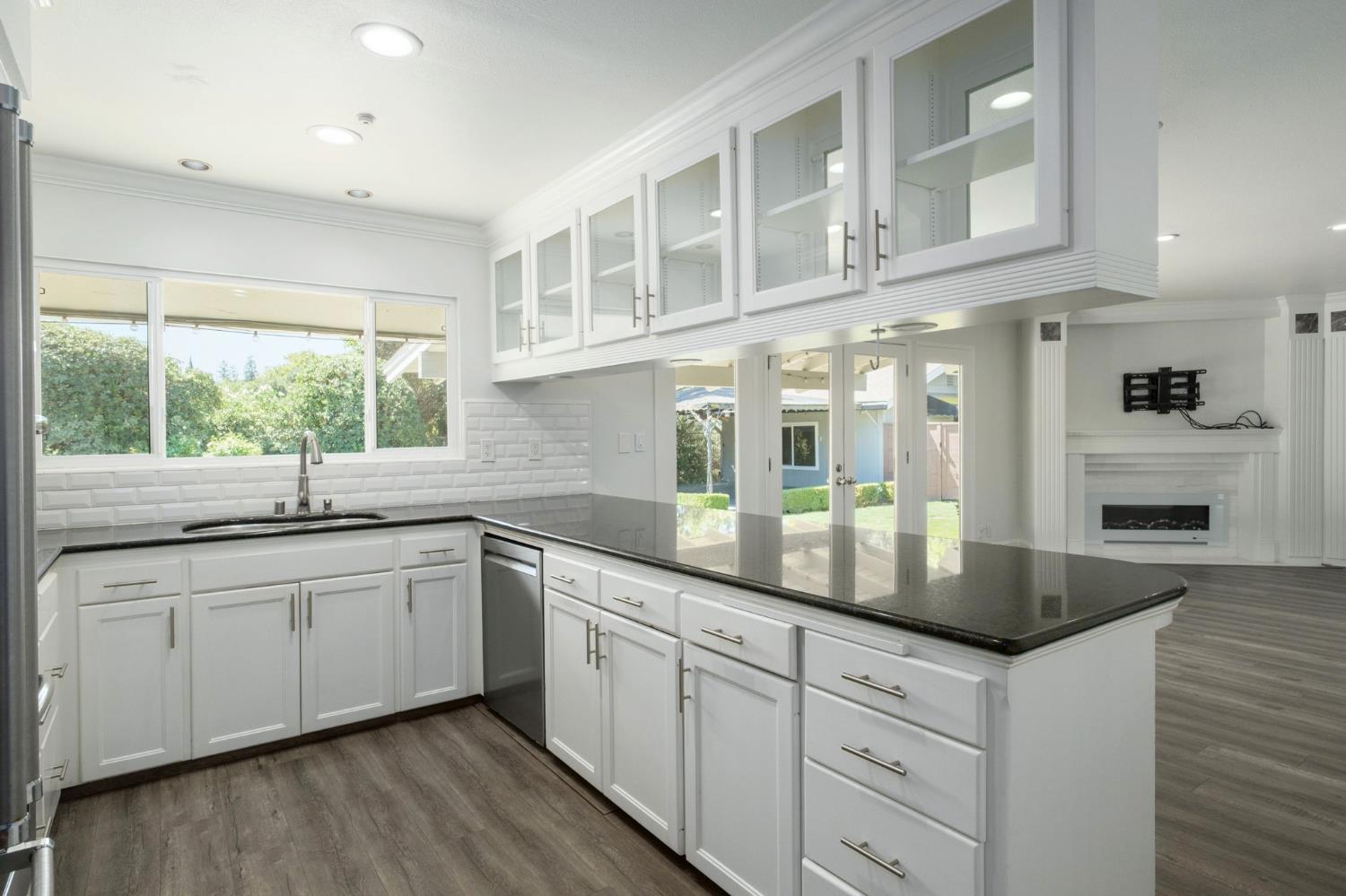 336 E Gettysburg Ave, Fresno, CA 93704