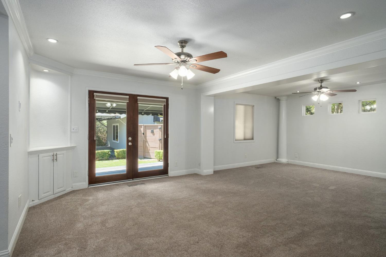 336 E Gettysburg Ave, Fresno, CA 93704