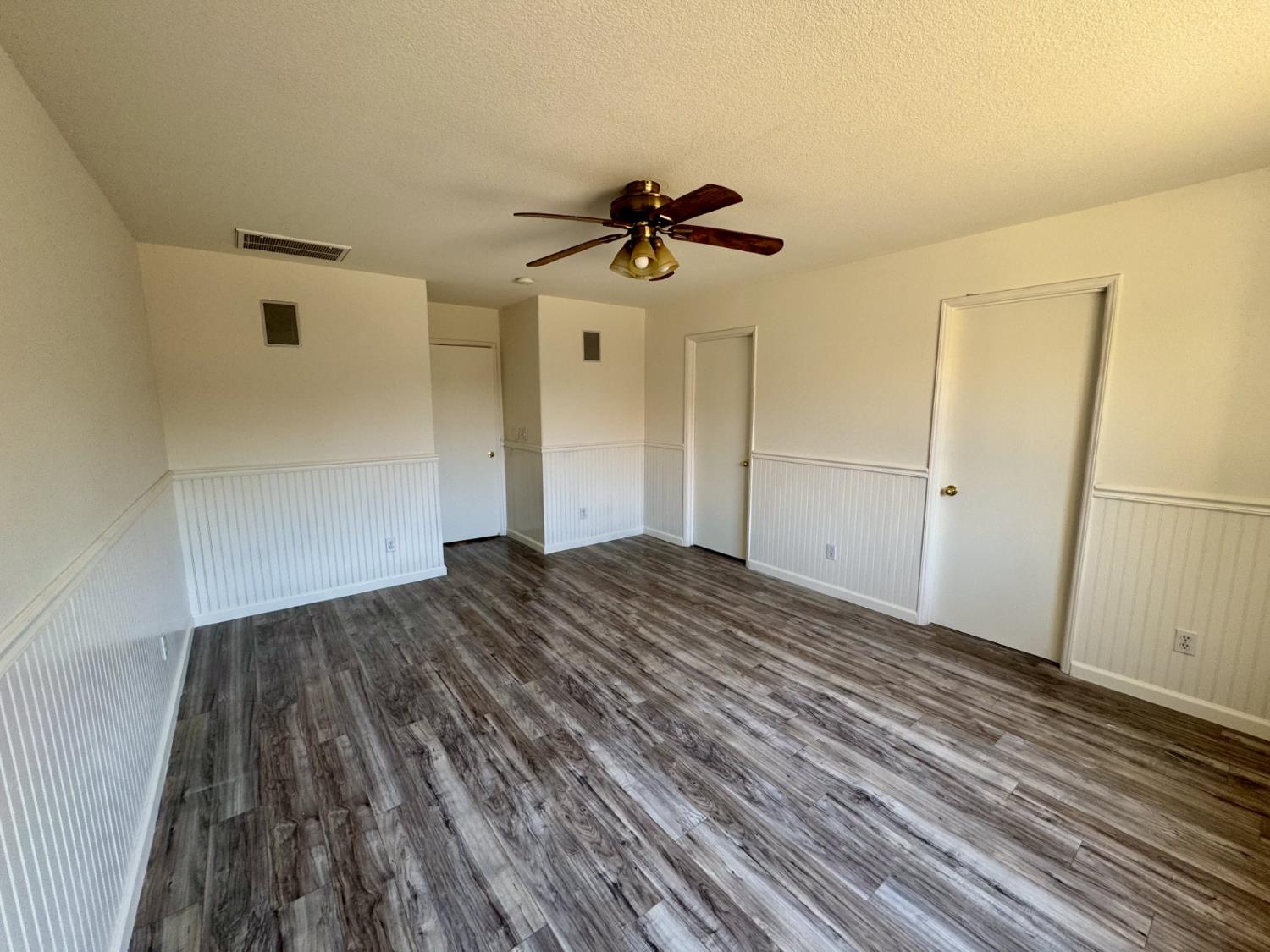 2387 N Hanover Ave, Fresno, CA 93722