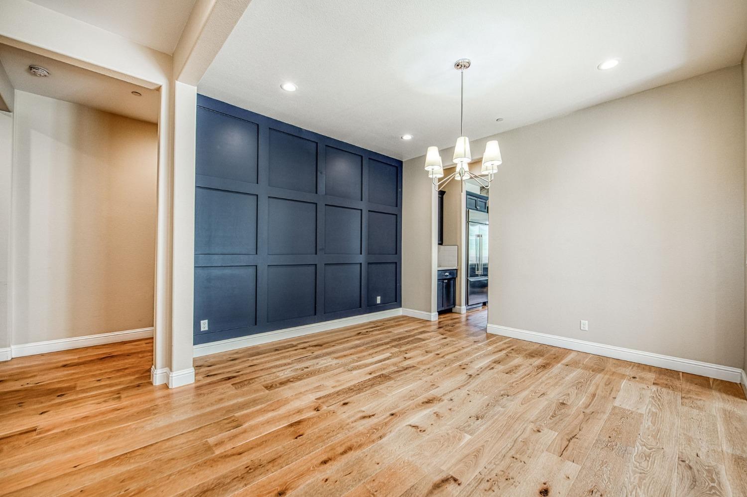 583 Crescent Ln, Madera, CA 93636