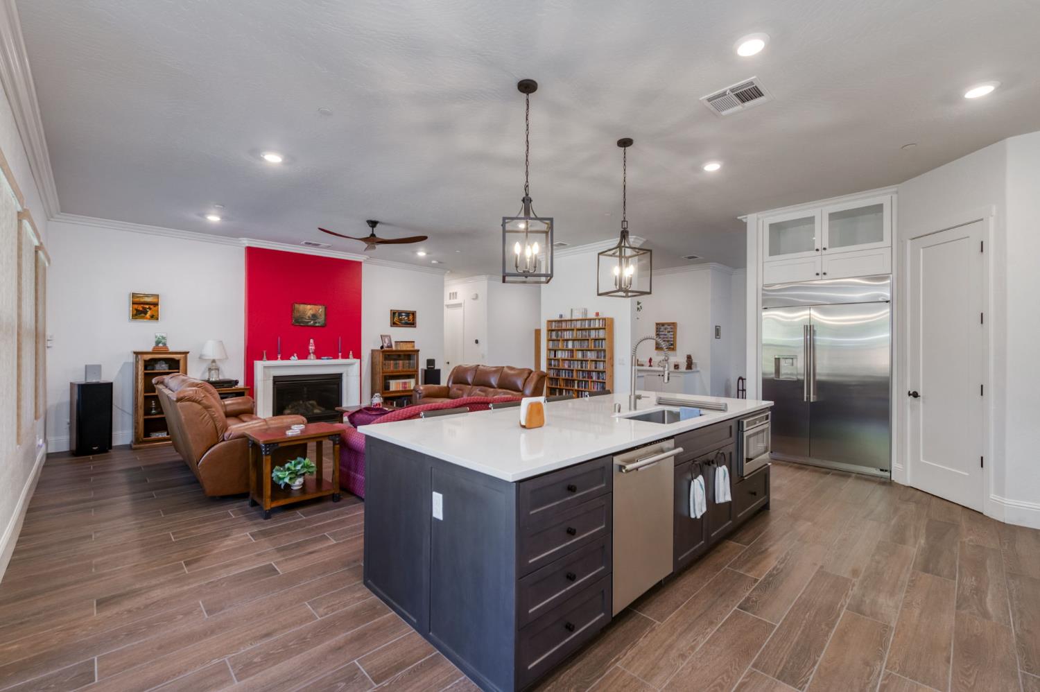 2280 E Mazie Ave, Fresno, CA 93730