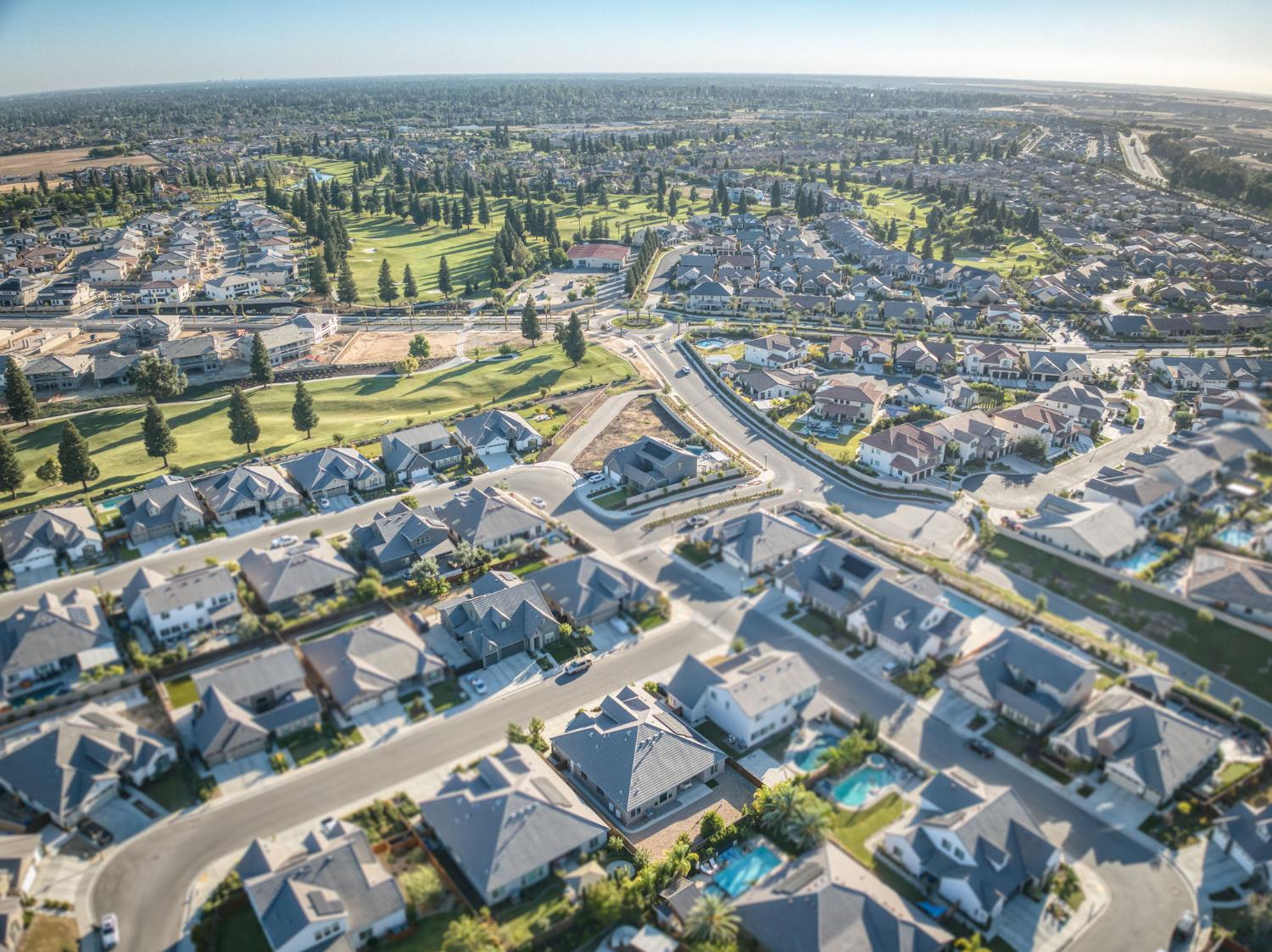 2280 E Mazie Ave, Fresno, CA 93730