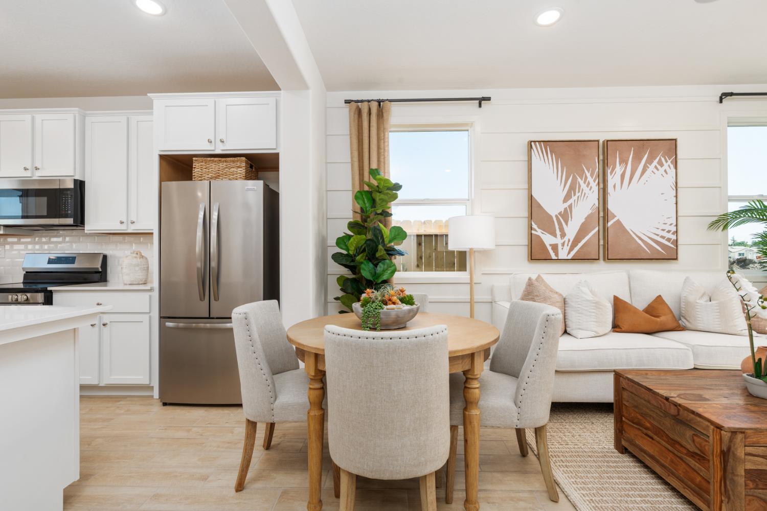 1484 Redbrick Ln, Clovis, CA 93619