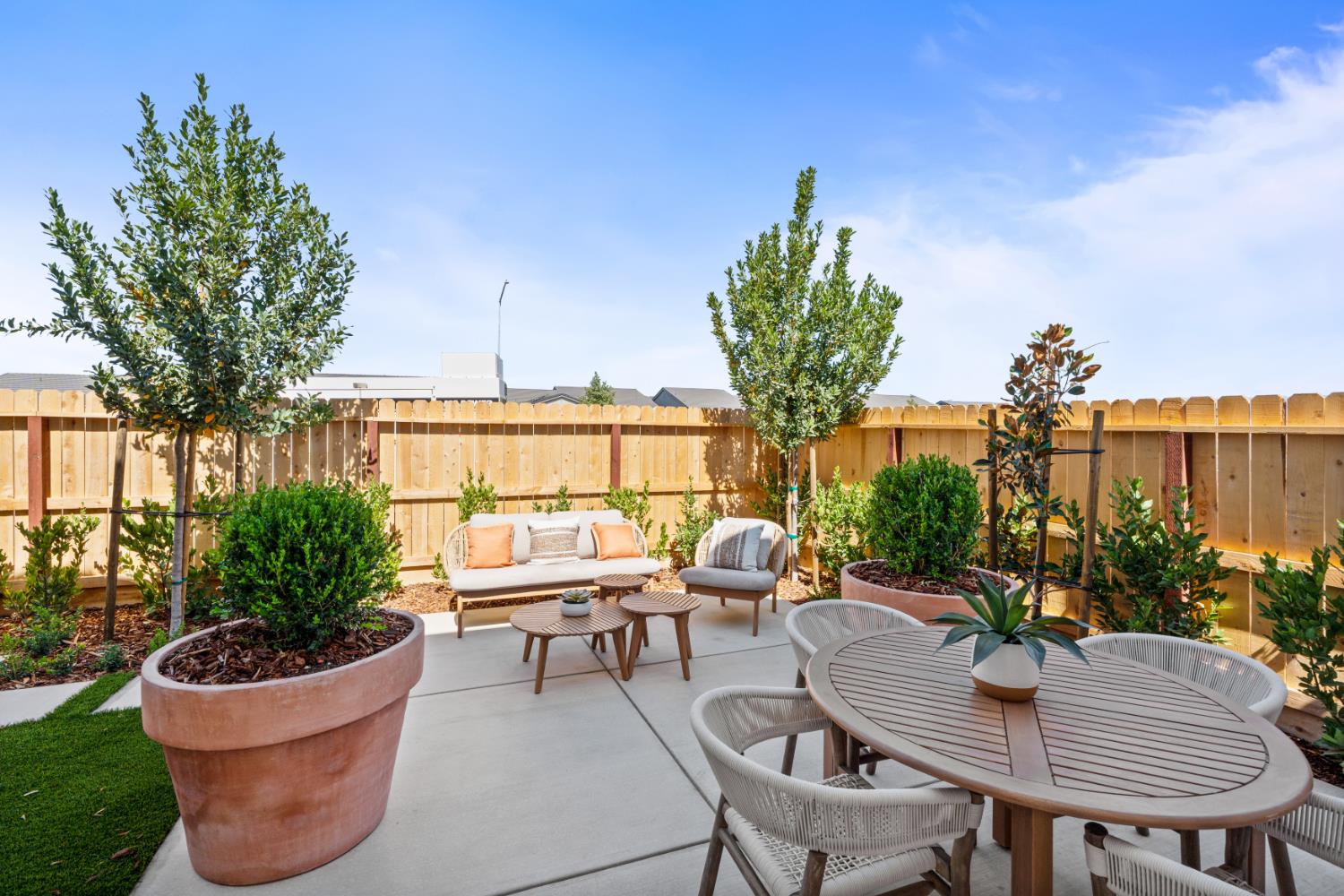 1484 Redbrick Ln, Clovis, CA 93619