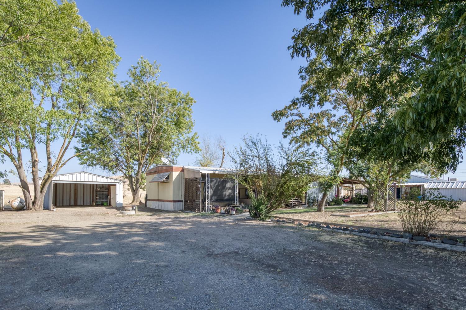 6510 E Copper Ave, Clovis, CA 93619