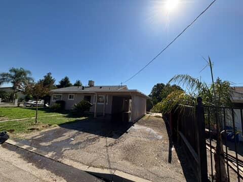 28540 Pacific Dr, Madera, CA 93638