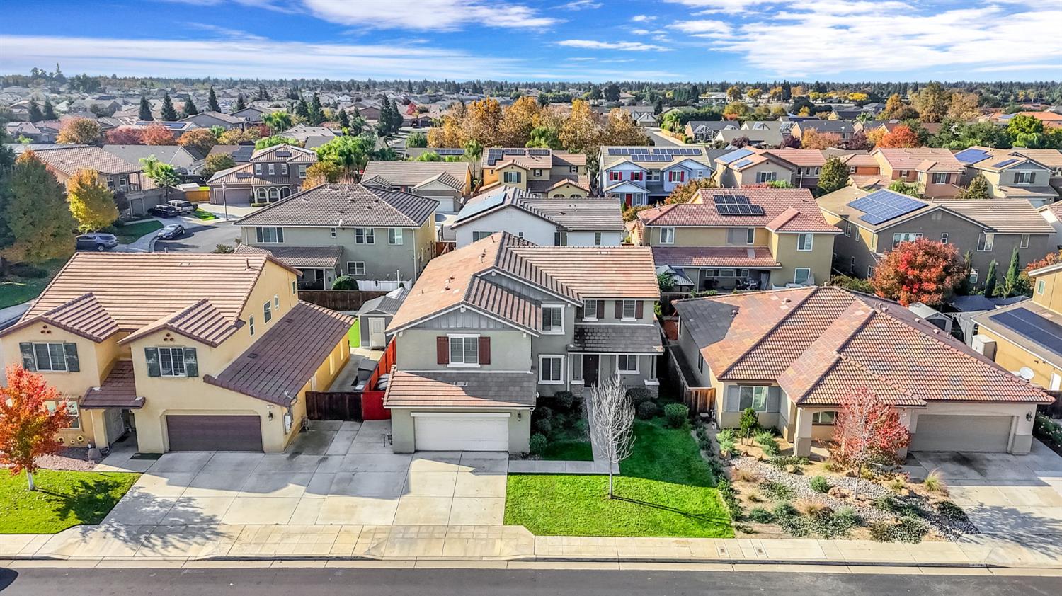 1776 Whiteash Ave, Clovis, CA 93619