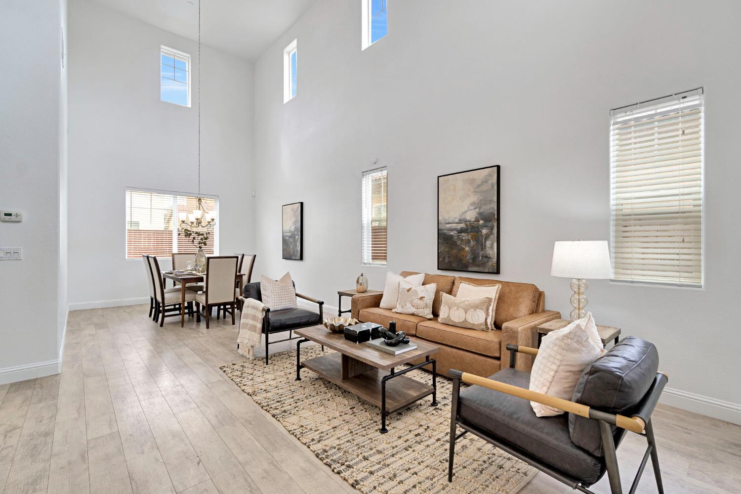 1776 Whiteash Ave, Clovis, CA 93619