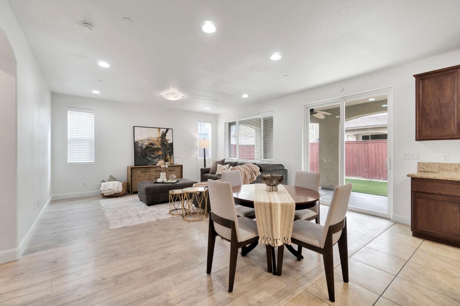 1776 Whiteash Ave, Clovis, CA 93619