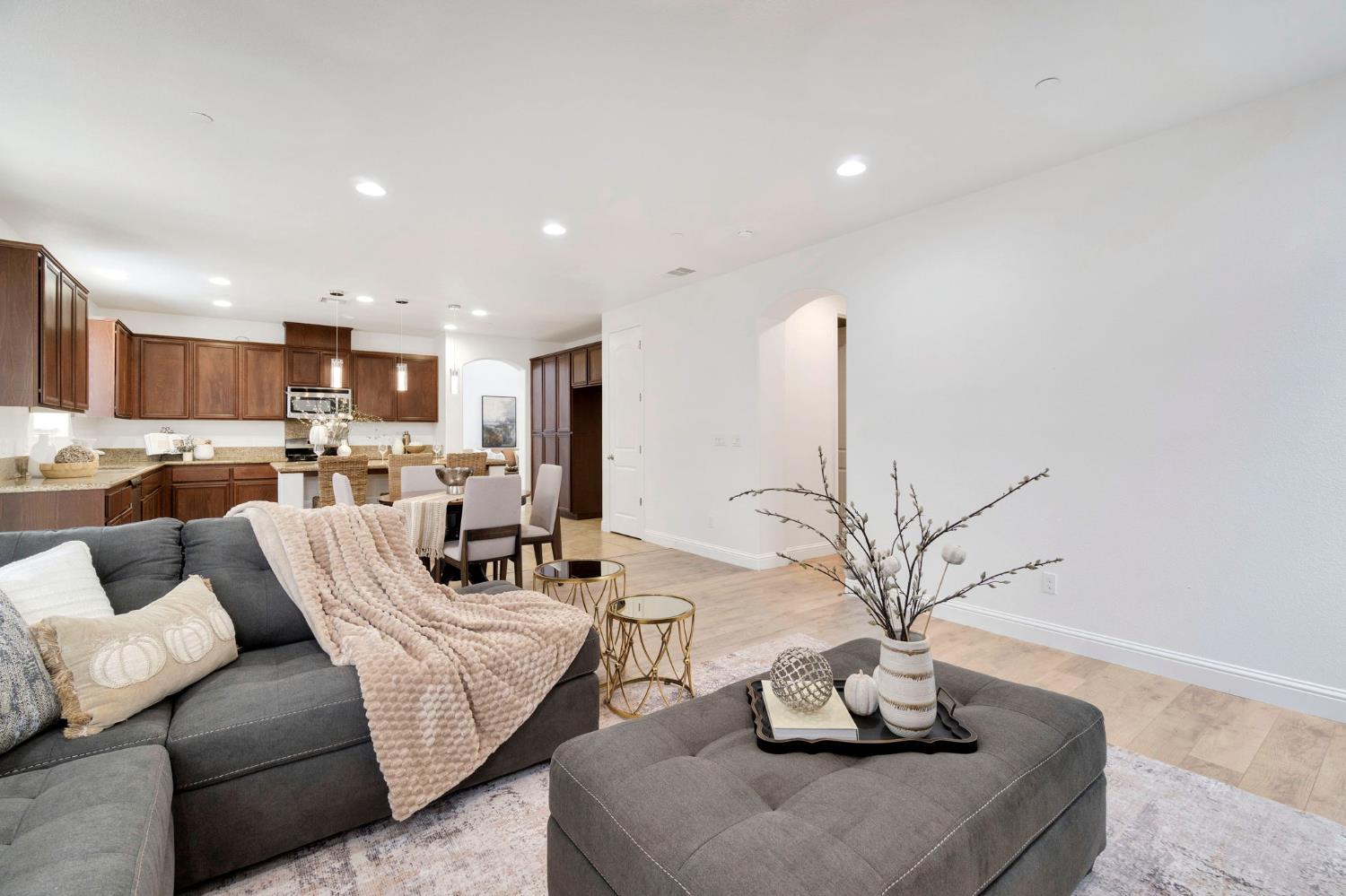 1776 Whiteash Ave, Clovis, CA 93619