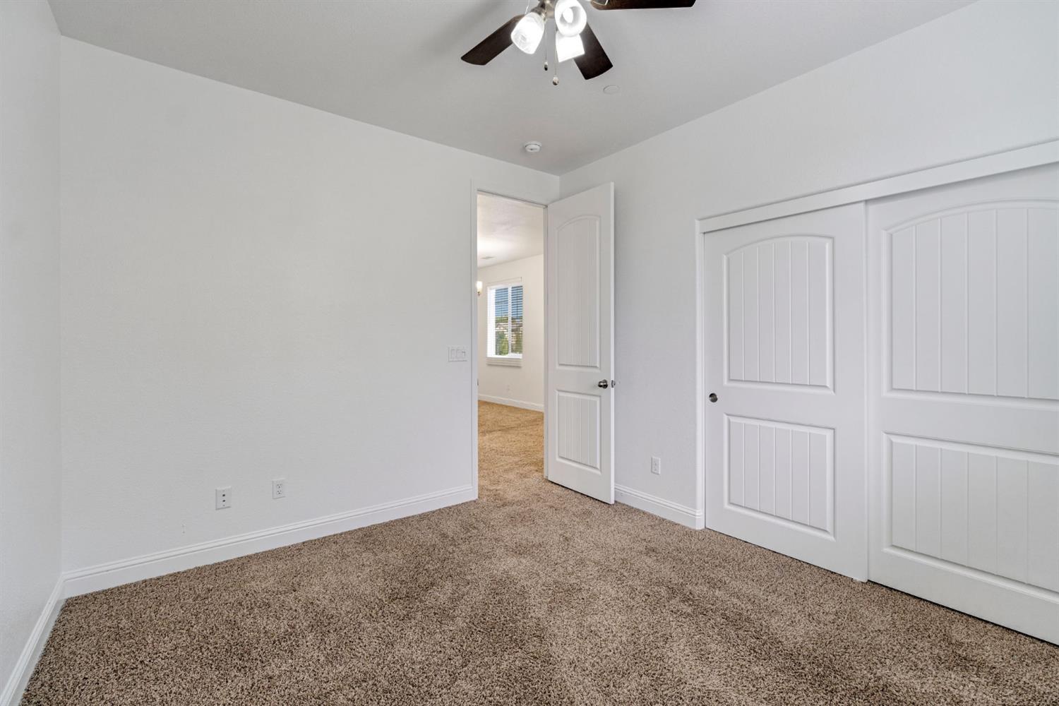 1776 Whiteash Ave, Clovis, CA 93619