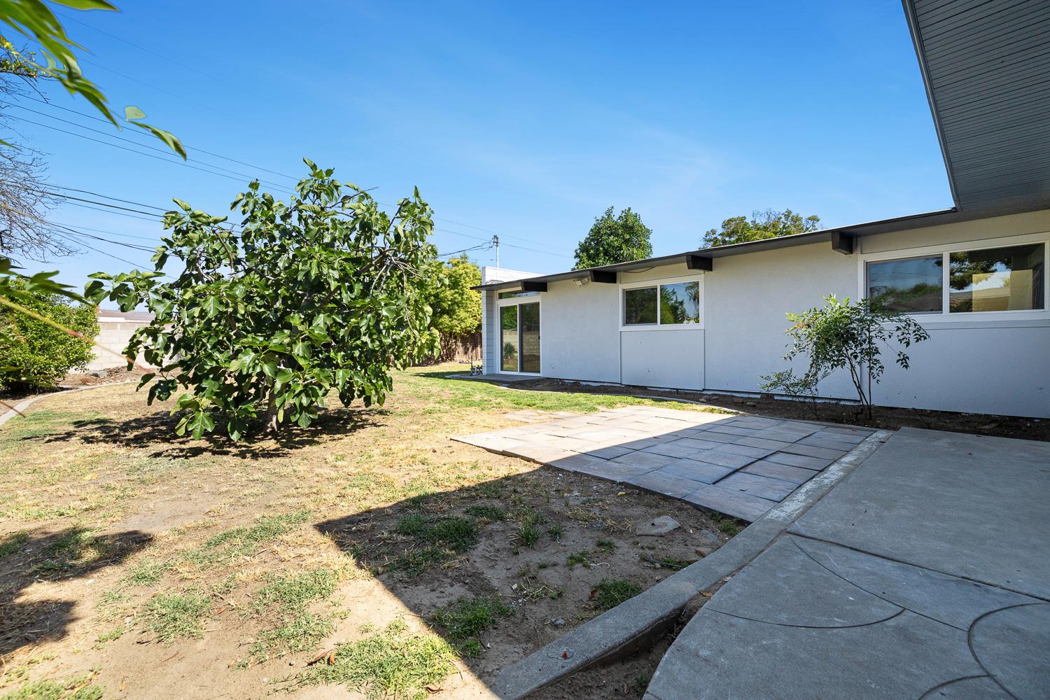 3862 N Orchard St, Fresno, CA 93726